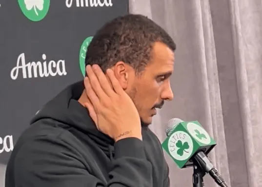 V体育下载-马祖拉：怀特的价值并不在于投篮效率，这对他是个加分项